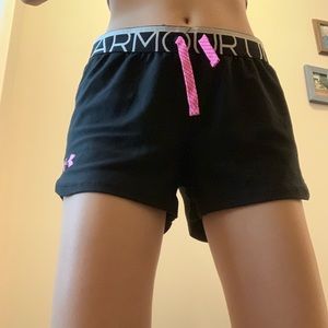 Under Armour youth large, fits as adult small